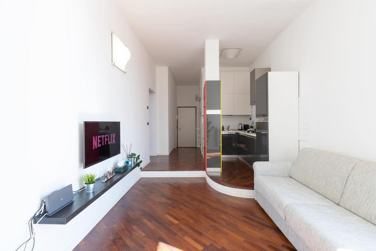 Ale Apartment Castello Imperatore -Parking Disponibile- Prato  Buitenkant foto
